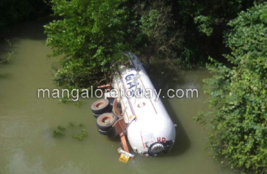 gas tanker accident near kumaradhara bridge